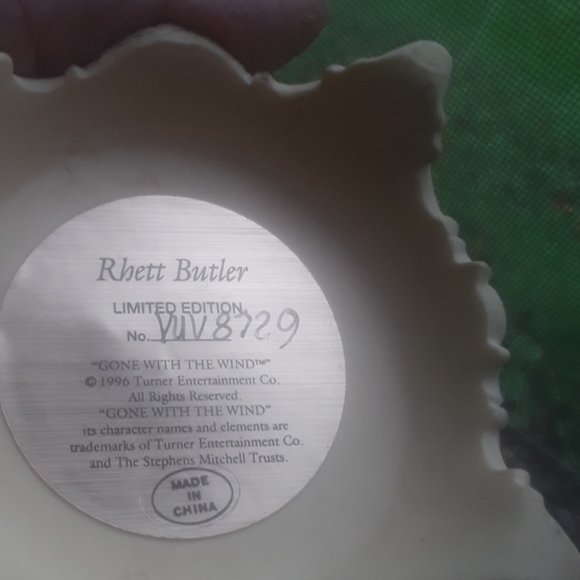 ⚜️ 1993 Turner Gone With The Wind Rhett Butler Under  GLASS DOME EUC - Picture 5 of 16